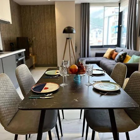 Apartment Modern Brand New With Pool & Cleopatra *