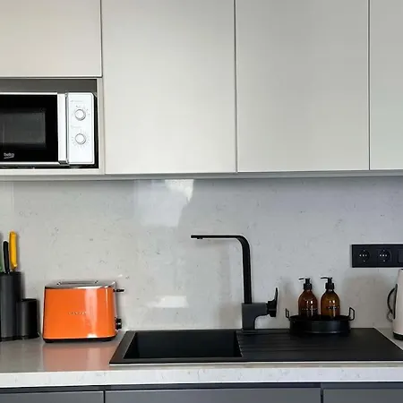 Modern Brand New With Pool & Cleopatra Apartament