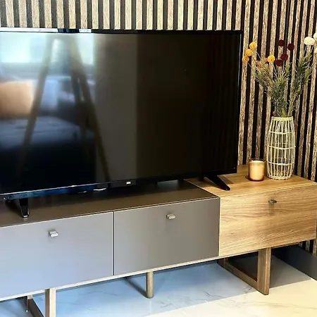 Apartament Modern Brand New With Pool & Cleopatra *